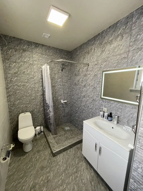 Уютный гостевой дом с бассейном, недалеко от термальных источников