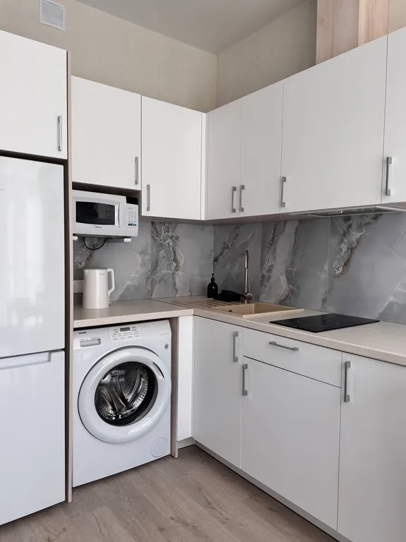 Студия с балконом