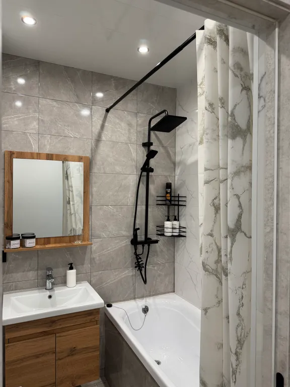 Уютная светлая студия в центре