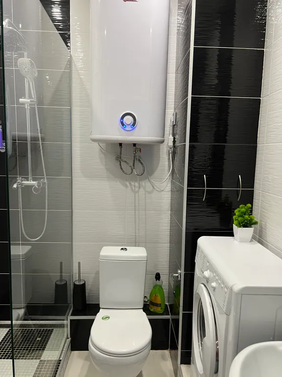 Квартира у моря с балконом и бассейном