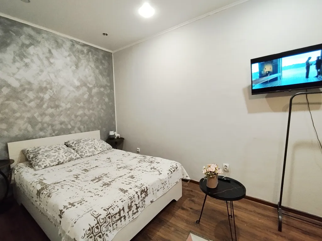 Уютная и просторная квартира, новый микрорайон — аренда посуточно в Брянск