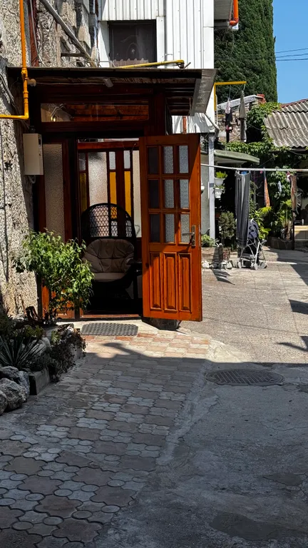 Уютная квартира в самом центре Ялты