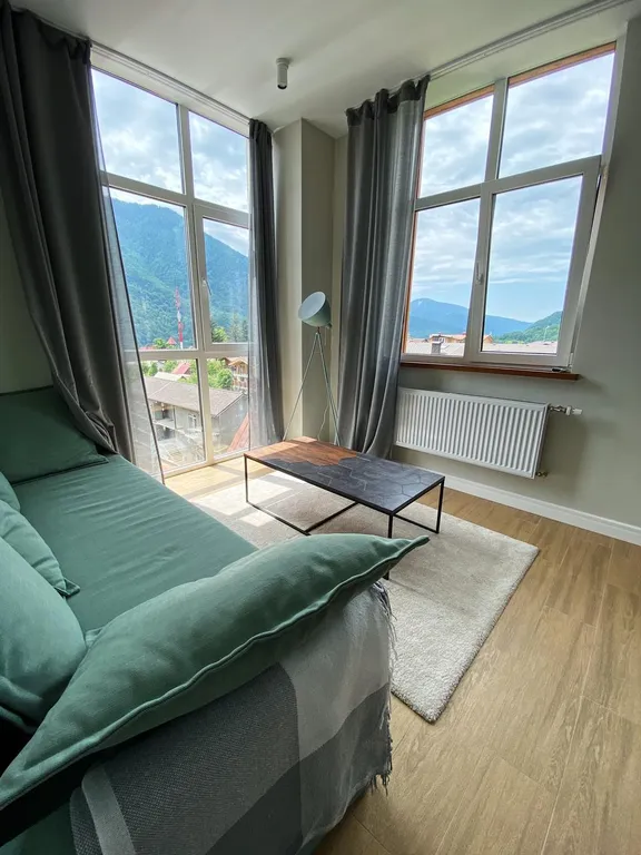 Видовая квартира в центре Красной Поляны