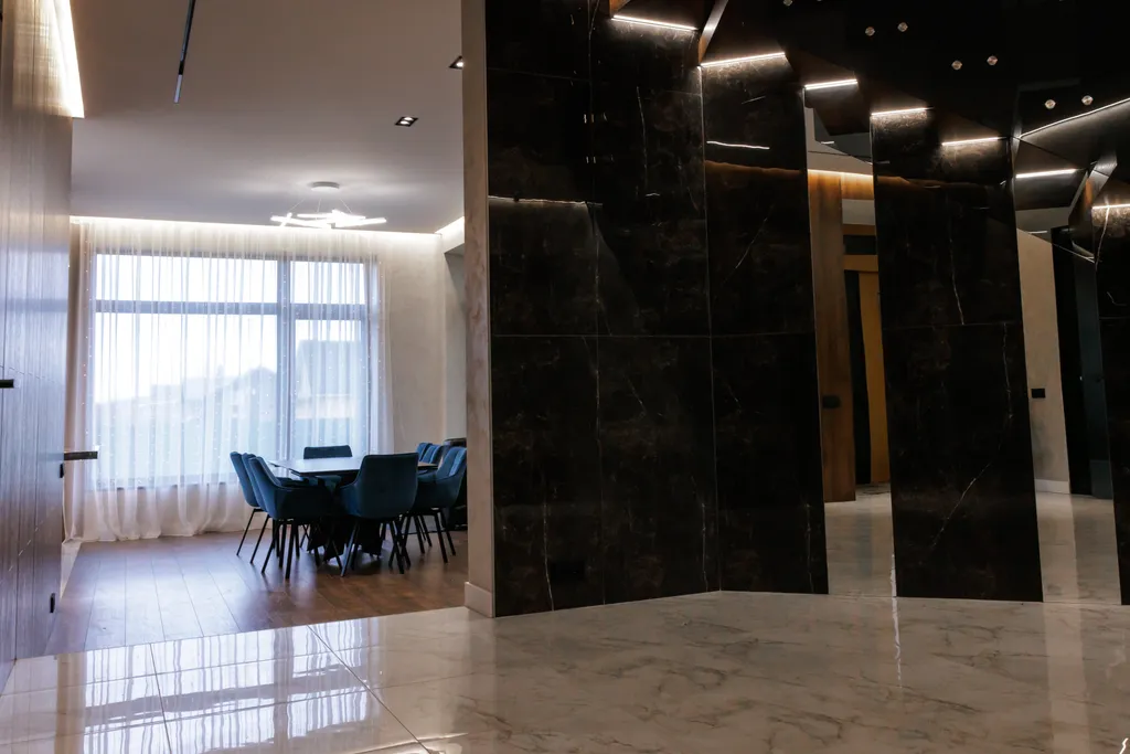 Шикарный коттедж в Подмосковье с круглогодичным бассейном на улице