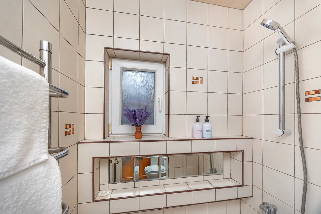 Квартира Двухкомнатная квартира на Пятой линии с изолированными комнатами — Калининград