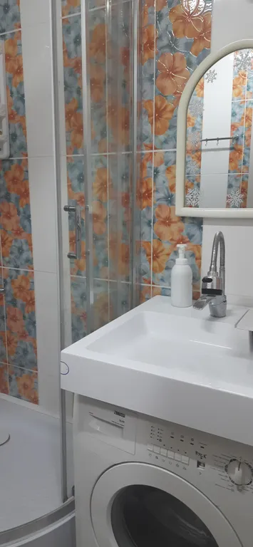 Уютная 1-комнатная квартира в центре посёлка после ремонта