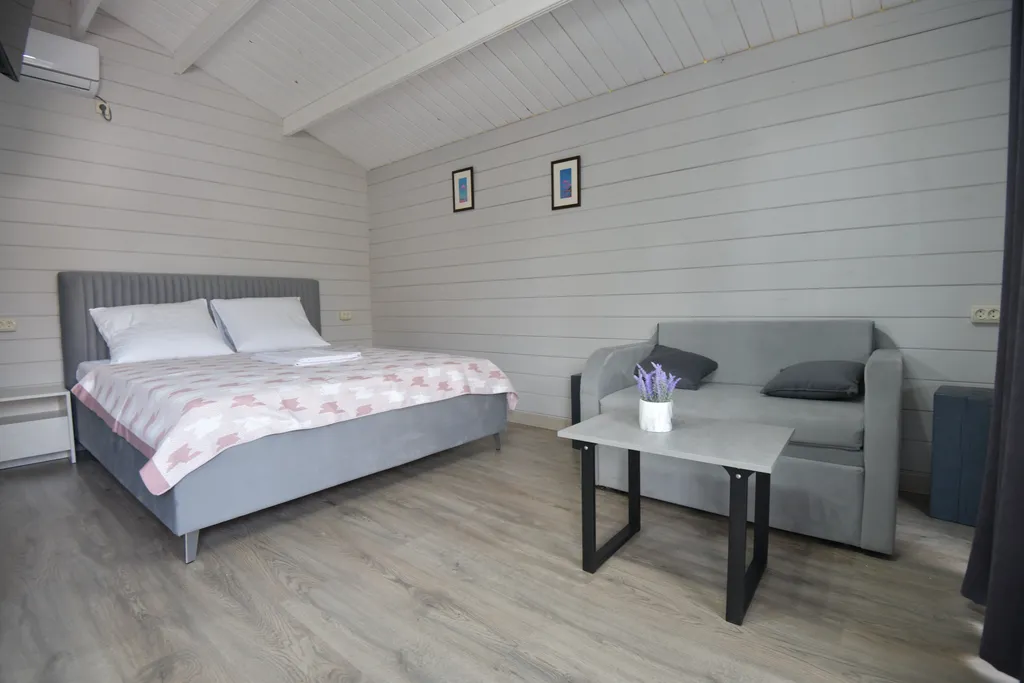 Коттедж Коттедж в центре города — Сухум