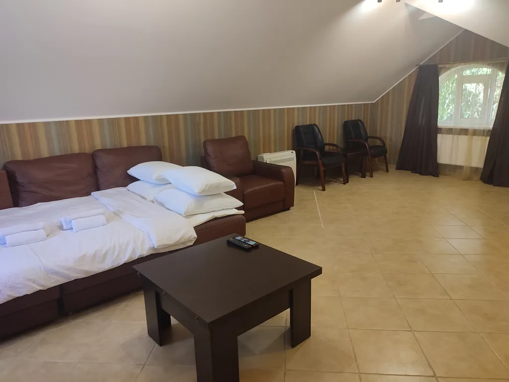 Уютный коттедж на западном