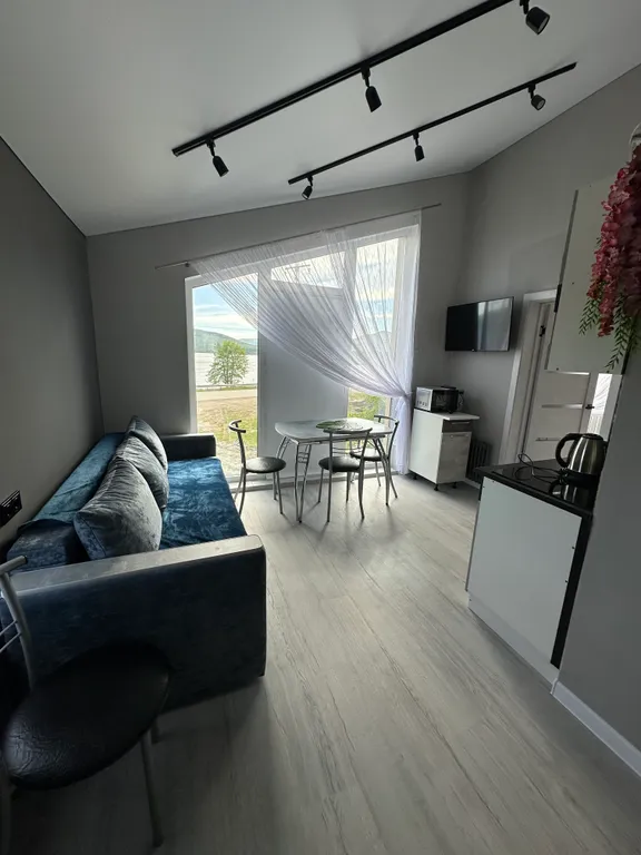 Апартаменты с видом на озеро Банное