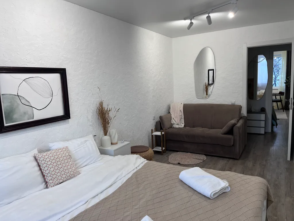 Дизайнерская квартира с видом на долину на 1 этаже StayInnKirovsk