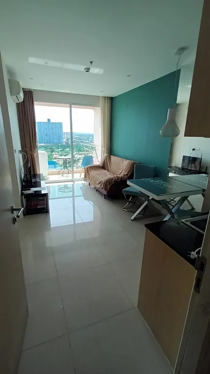 1бед 37квм 17эт вид на бассейн