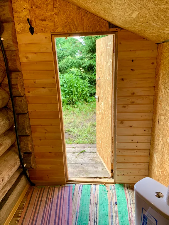 Прекрасный домик около прудиков