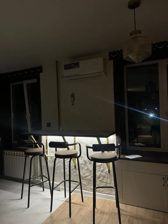 Апартаменты с видом на церковь Двенадцати апостолов