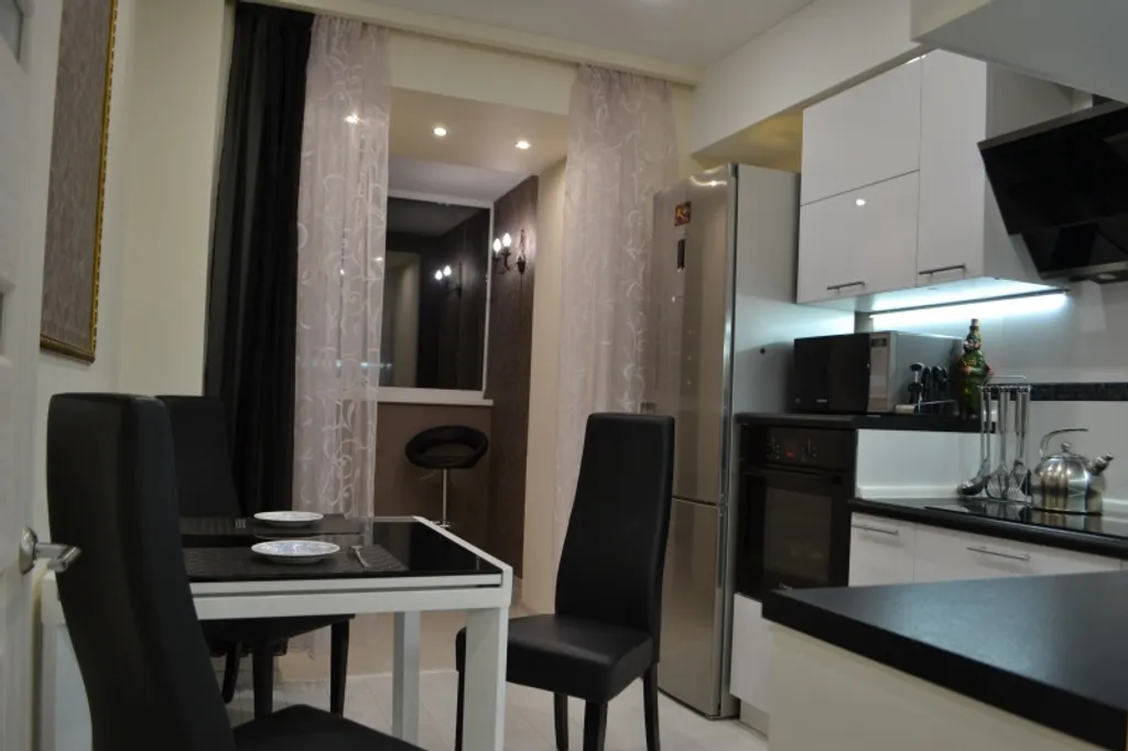 Двухкомнатные апартаменты Black & White