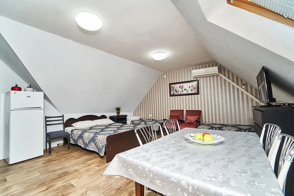 Квартира Квартира Уютный номер в пяти минутах ходьбы до моря — Анапа