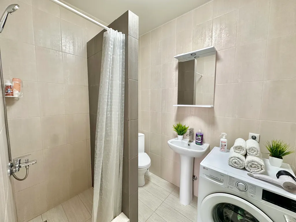 Квартира Квартира Евродвушка люкс — Мирное