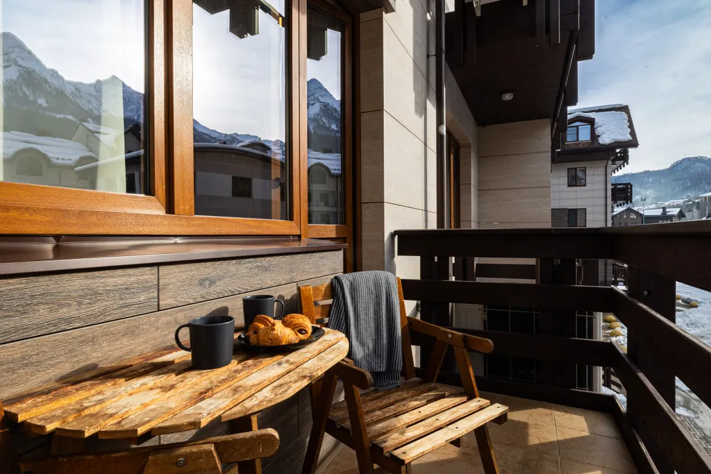 Современные дизайнерские апартаменты с потрясающим видом на горы