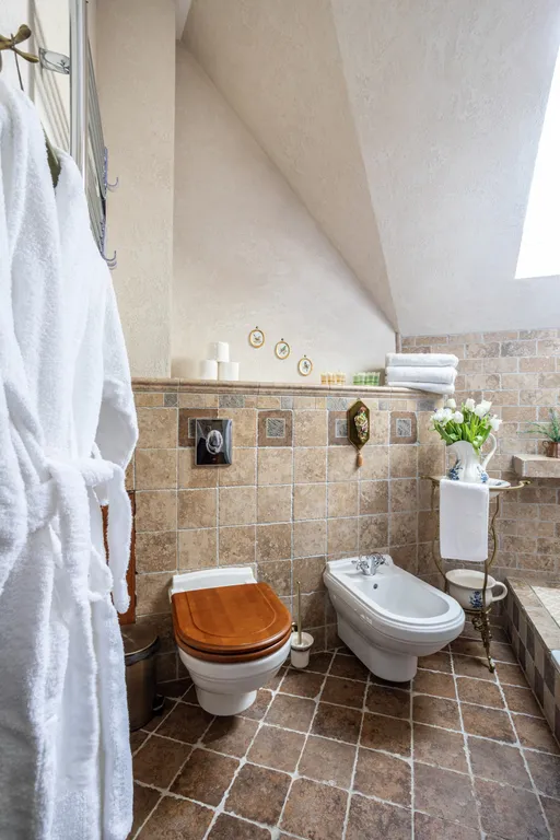 Трехкомнатная VIP квартира "Балтика" 
в центре|6 гостей , мансарда