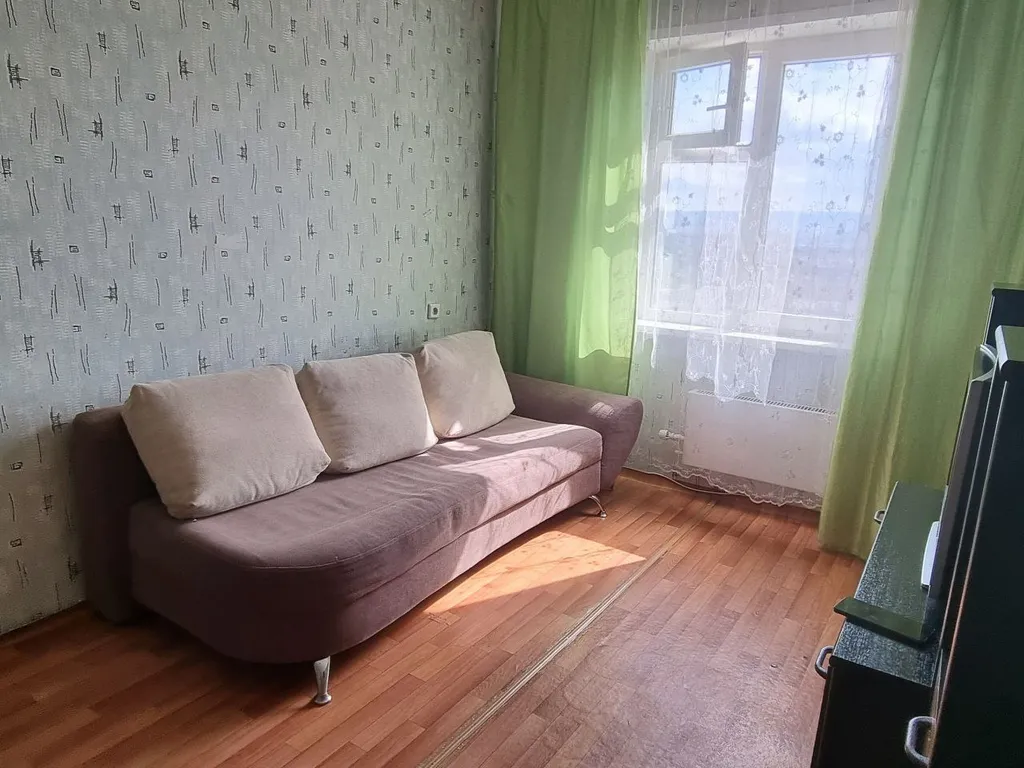 Квартира Квартира недалёко от онкодиспансера с видом во двор — Красноярск