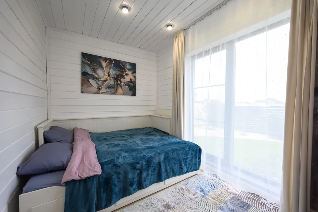 Райский дом у озера