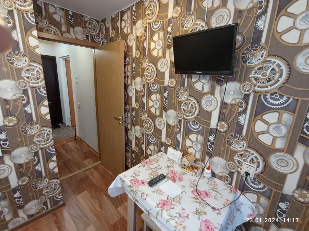 Квартира 1-комнатная Квартира — Кировск