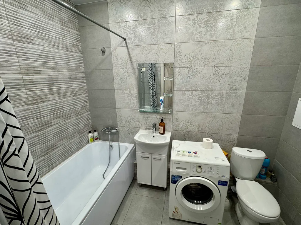 Квартира Комфортная двухкомнатная квартира возле Планеты — Красноярск