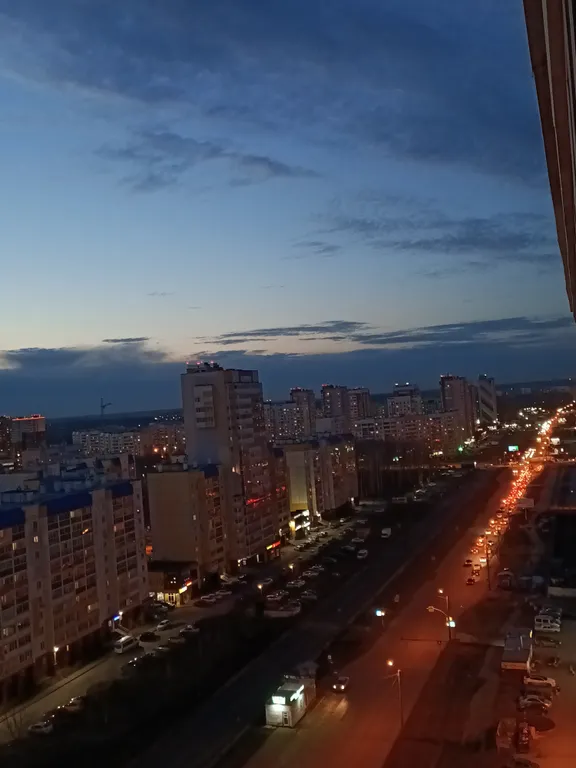 Уютная студия в парковом с панорамным балконом и свежим ремонтом