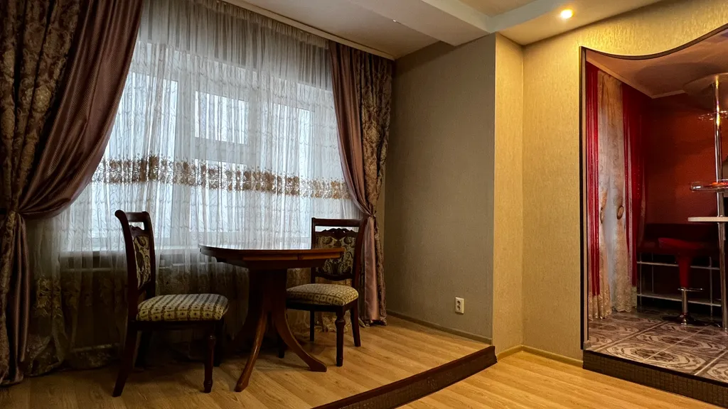 Отличная 2-я квартира в центре