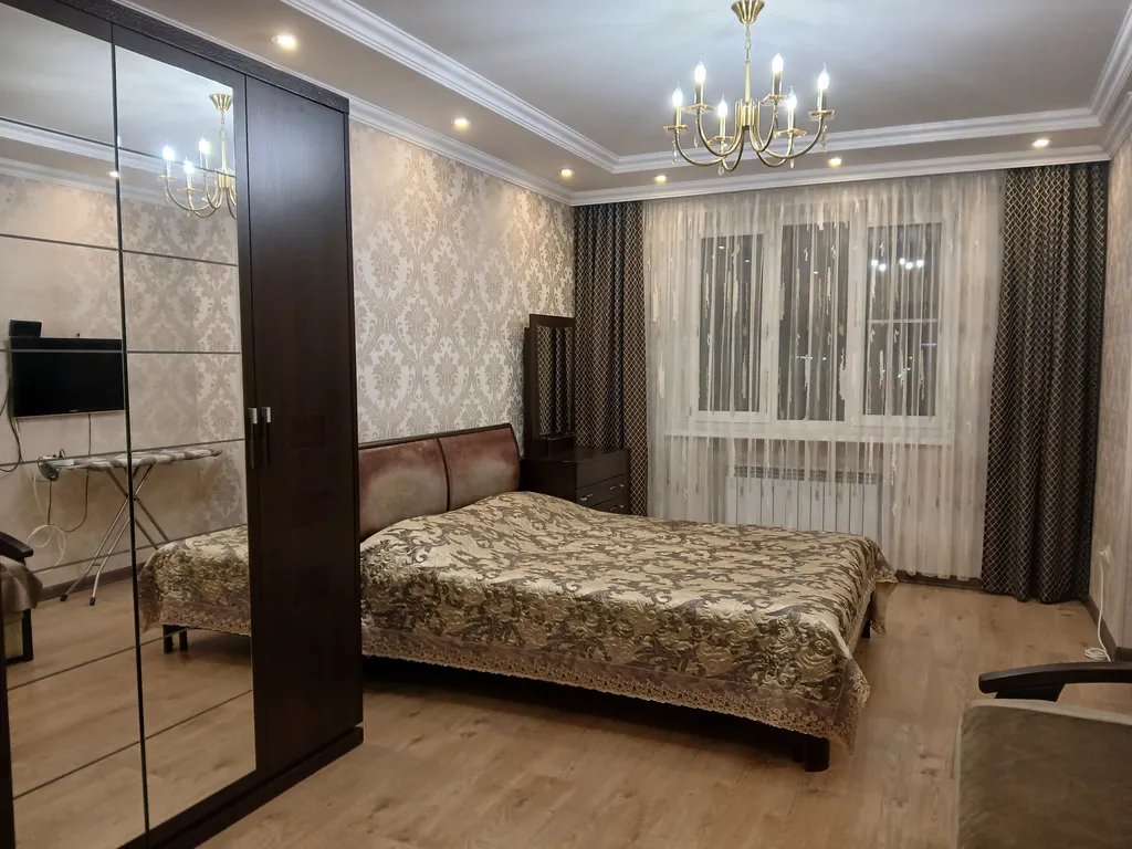 Чистая новая уютная квартира с видом на горы — аренда посуточно в Владикавказ