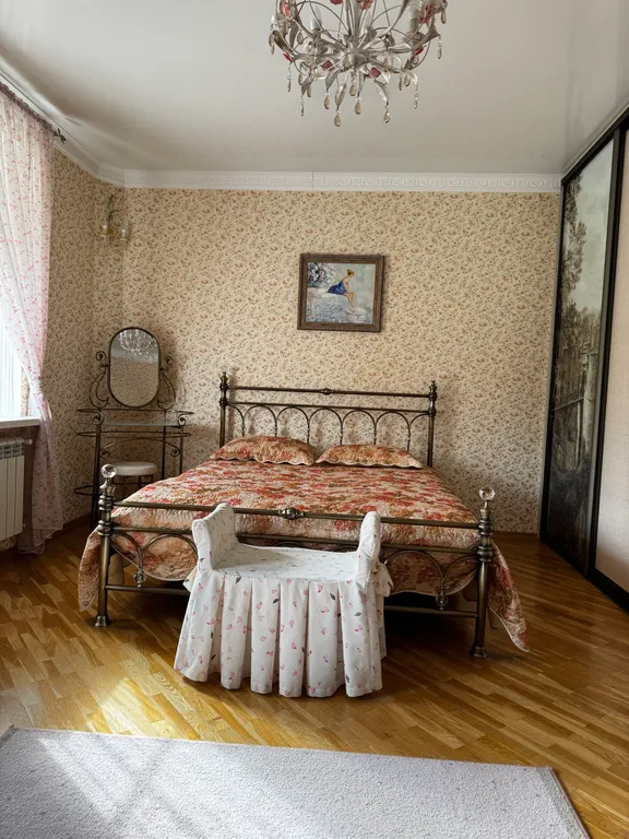 Уютный дом рядом с лесом