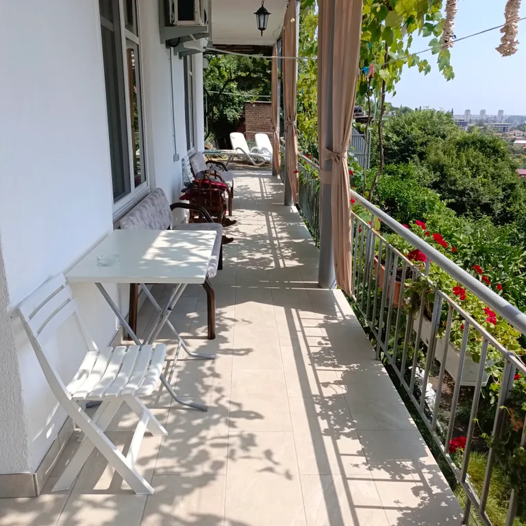 Квартира 2-комнатная Квартира — Гагра