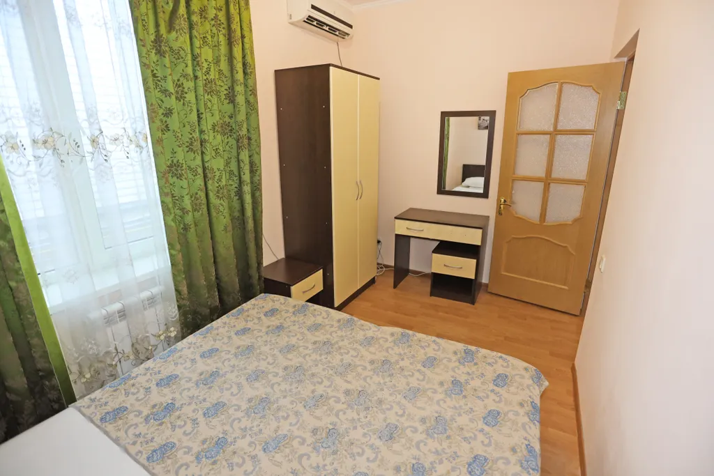 6-комнатный Дом