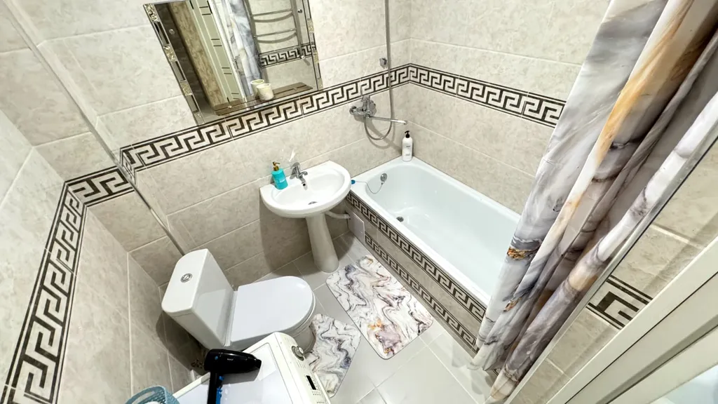 Новостройка на Солнечной.
Горная. Микрорайон 7