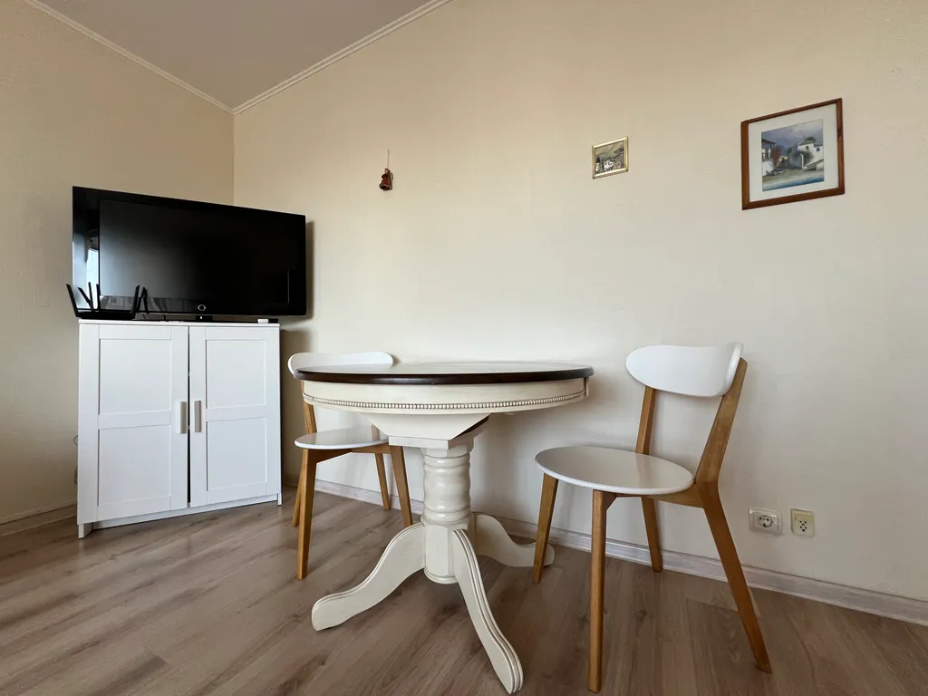 Рядом парк Победы не берем оплату за уборку