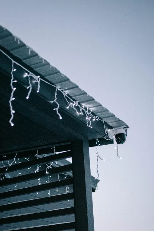 Дом с видом на закат, поле и лес