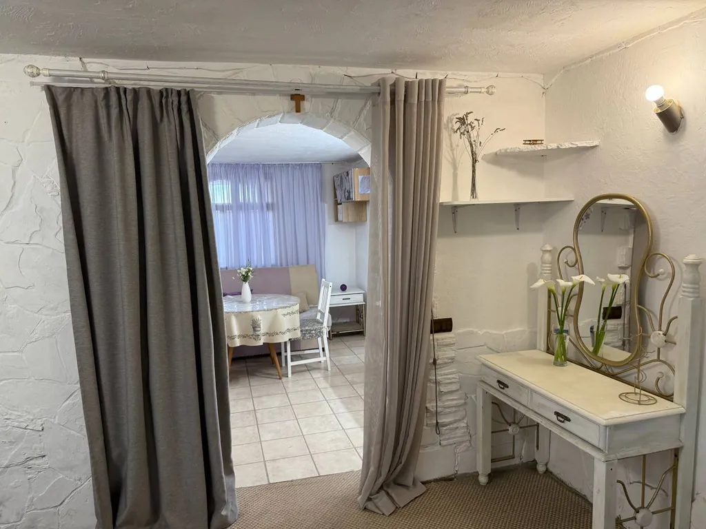 4-комнатный Дом