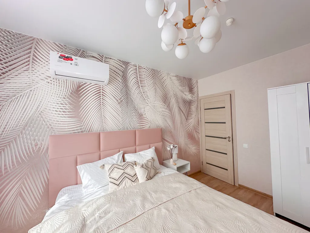 Новые апартаменты в горах у моря с бассейнами