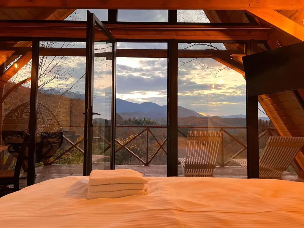 Большой домик в глэмпинге эко-ферма Гуляй поле