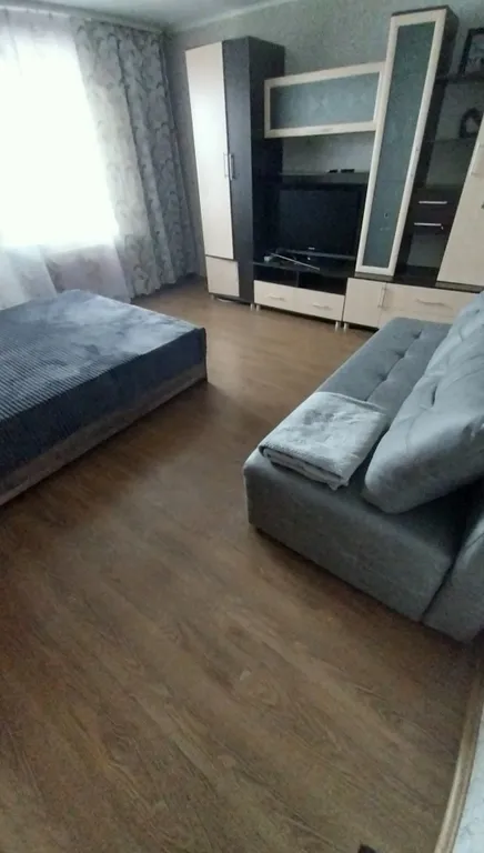 Двухкомнатная квартира с огромной парковкой — аренда посуточно в Армавир