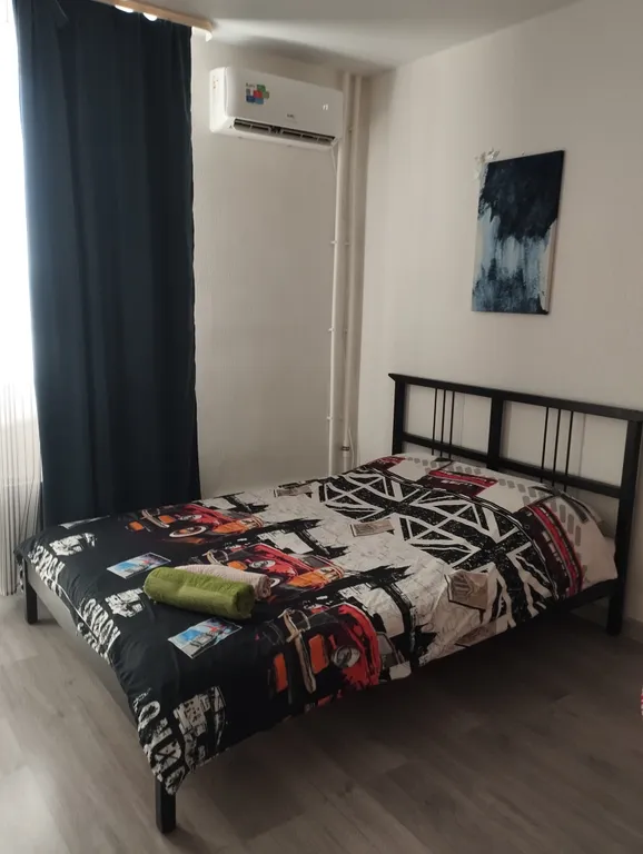 Прекрасная квартира. Вокзал и аэропорт поблизости