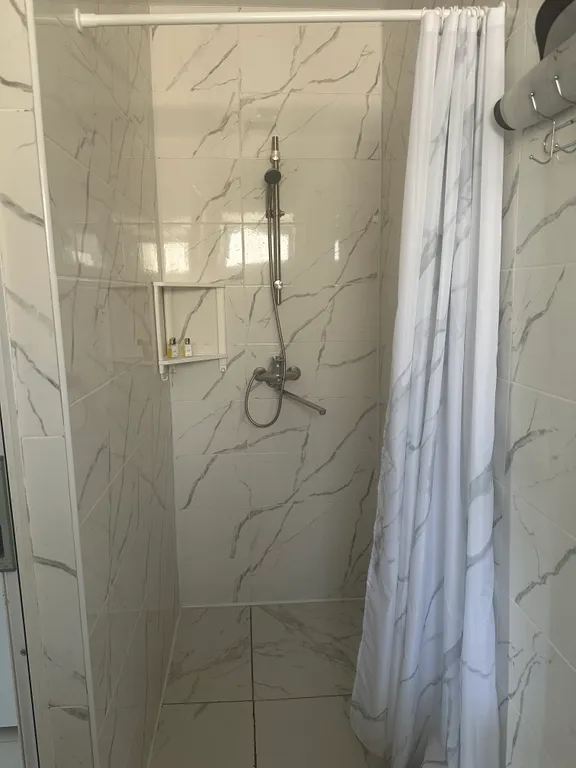 Уютная студия с видом на море и город