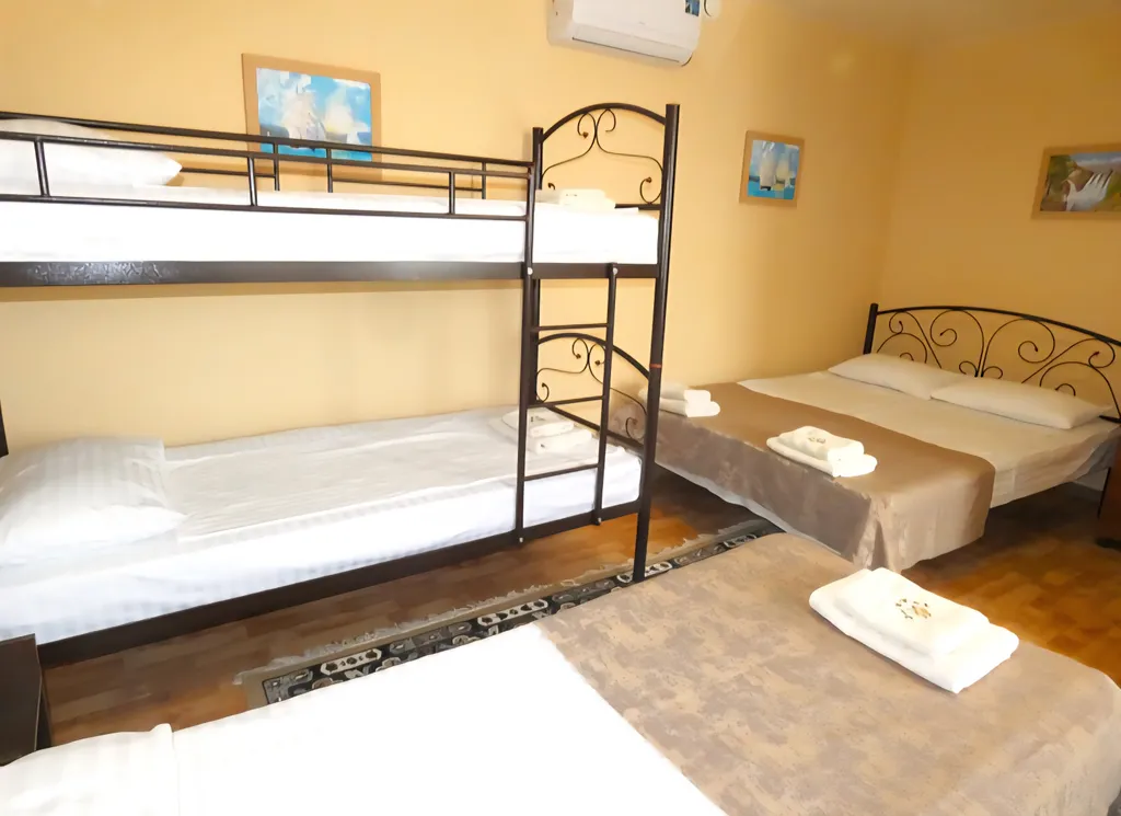 Квартира Комната — аренда посуточно в Новофёдоровка