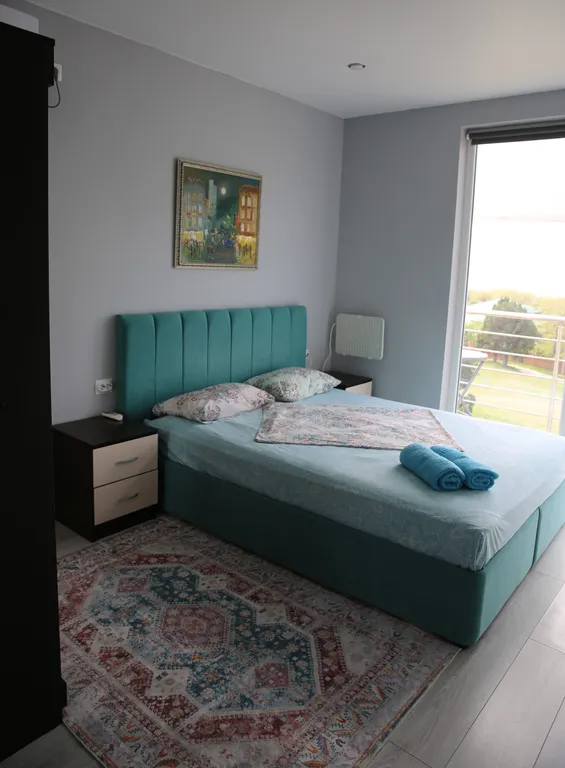 Коттедж для семьи с видом на море и собственным бассейном