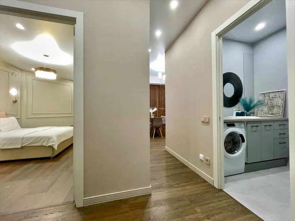 Квартира с панорамным окном в самом центре