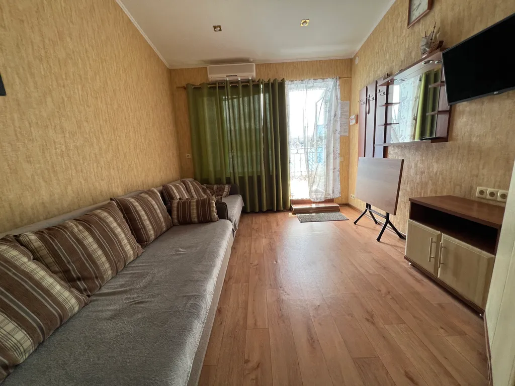 Квартира Эллинги на берегу моря — аренда посуточно в Евпатория