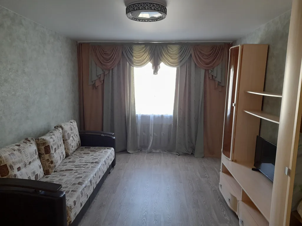 Отличная квартира с новым ремонтом — аренда посуточно в Лысьва