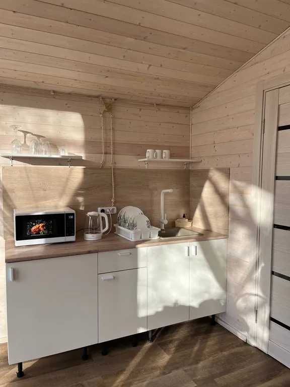 Домик с видом на залив