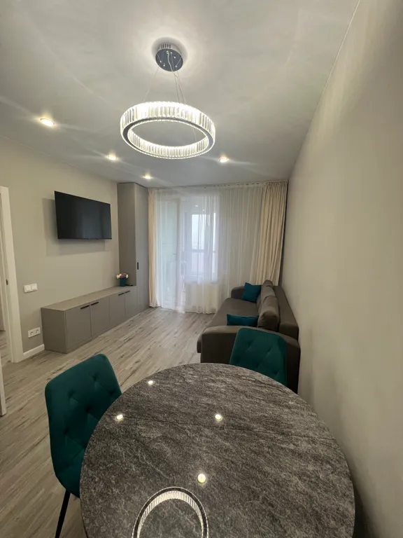 Элитная квартира на высоком этаже