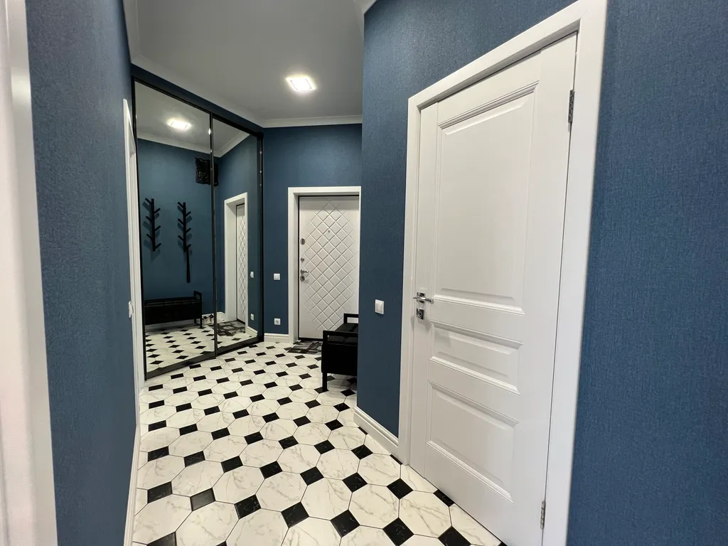 Большая квартира с 2 балконами