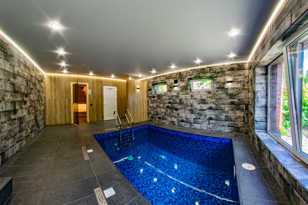 Просторный коттедж Лофт-хаус для большой компании с бассейном и сауной